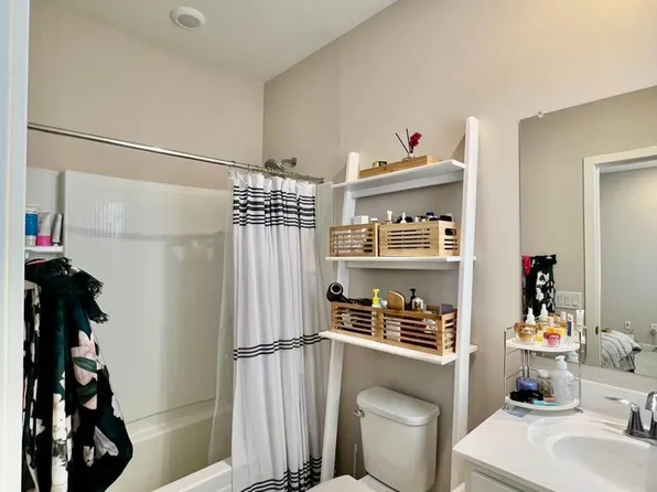 2145 W Harmont Dr, Phoenix, AZ 85021