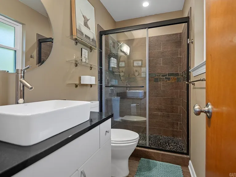 7001 Blue Bird Dr — Photo 28