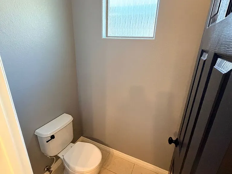 8137 Slate Falls St — Photo 10