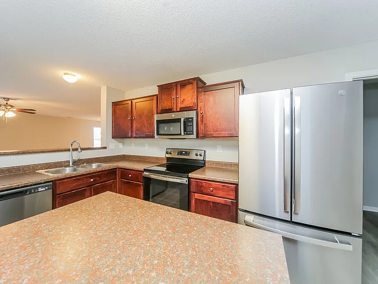 4521 Oakden Ln — Photo 9