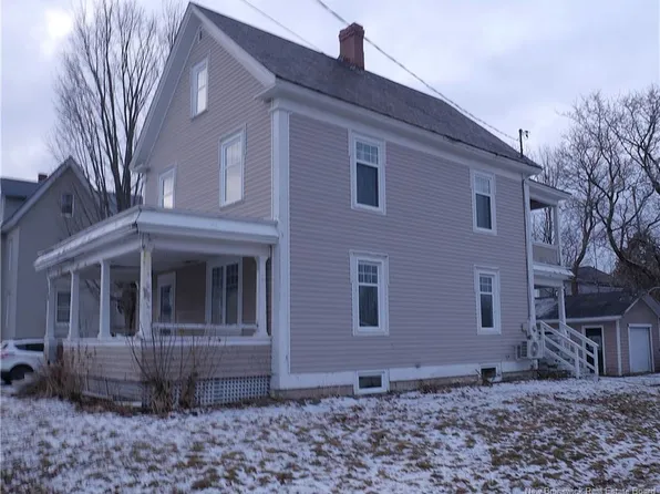 118 Victoria St, Woodstock, NB E7M 3A5