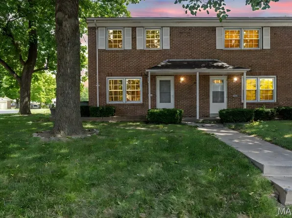 2810 Mayer Dr #2810, Saint Charles, MO 63301