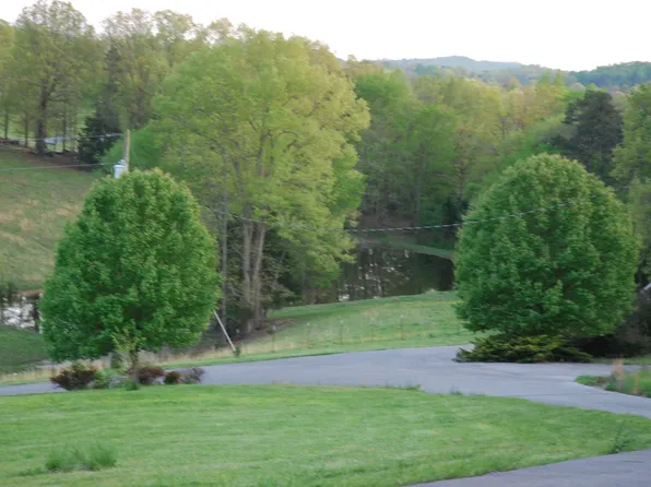 229 County Road 296, Sweetwater, TN 37874