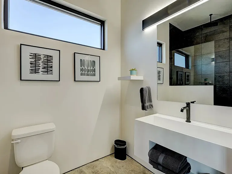 631 W California Ave — Photo 20