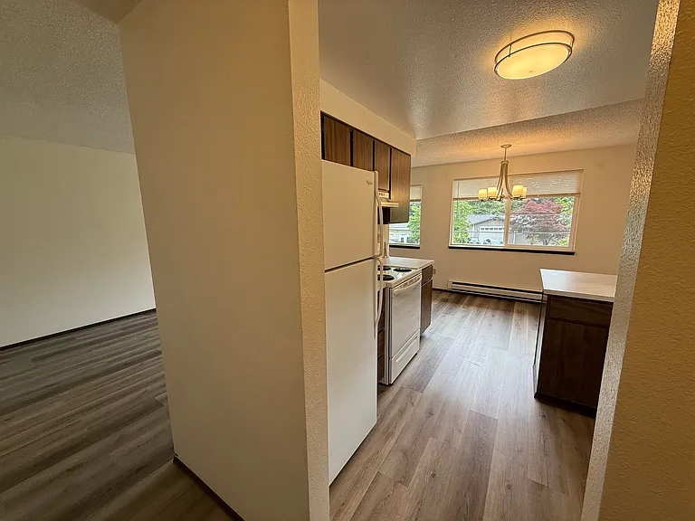 5807 13th Ave SE #D — Photo 3