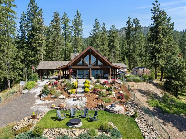 4017 Wildwood Way, Loon Lake, WA 99148
