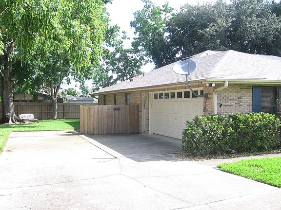 3rd image of 630 Dolphin Cove Ct