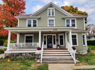 205 Maumee St, Jonesville, MI 49250