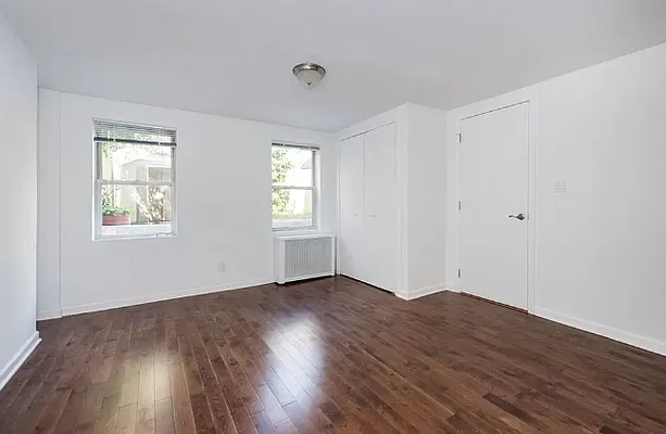 Rented by Compass | media 23