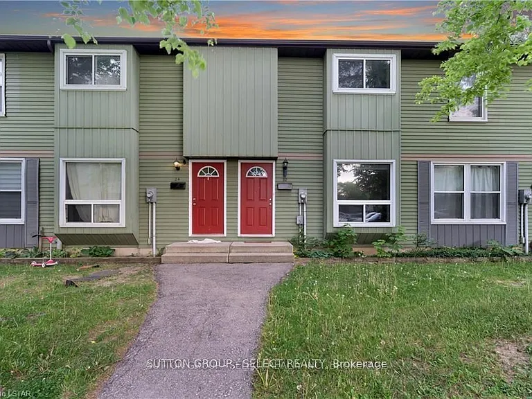 70 Fiddlers Green Rd #22 — Photo 1