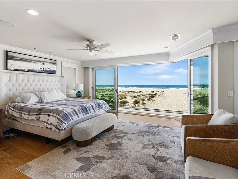 7304 W Oceanfront — Photo 16