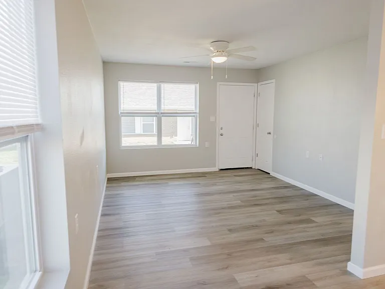 1105 Jones Ave — Photo 11