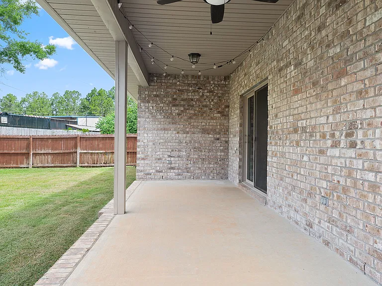 725 Upper Heron Way — Photo 34