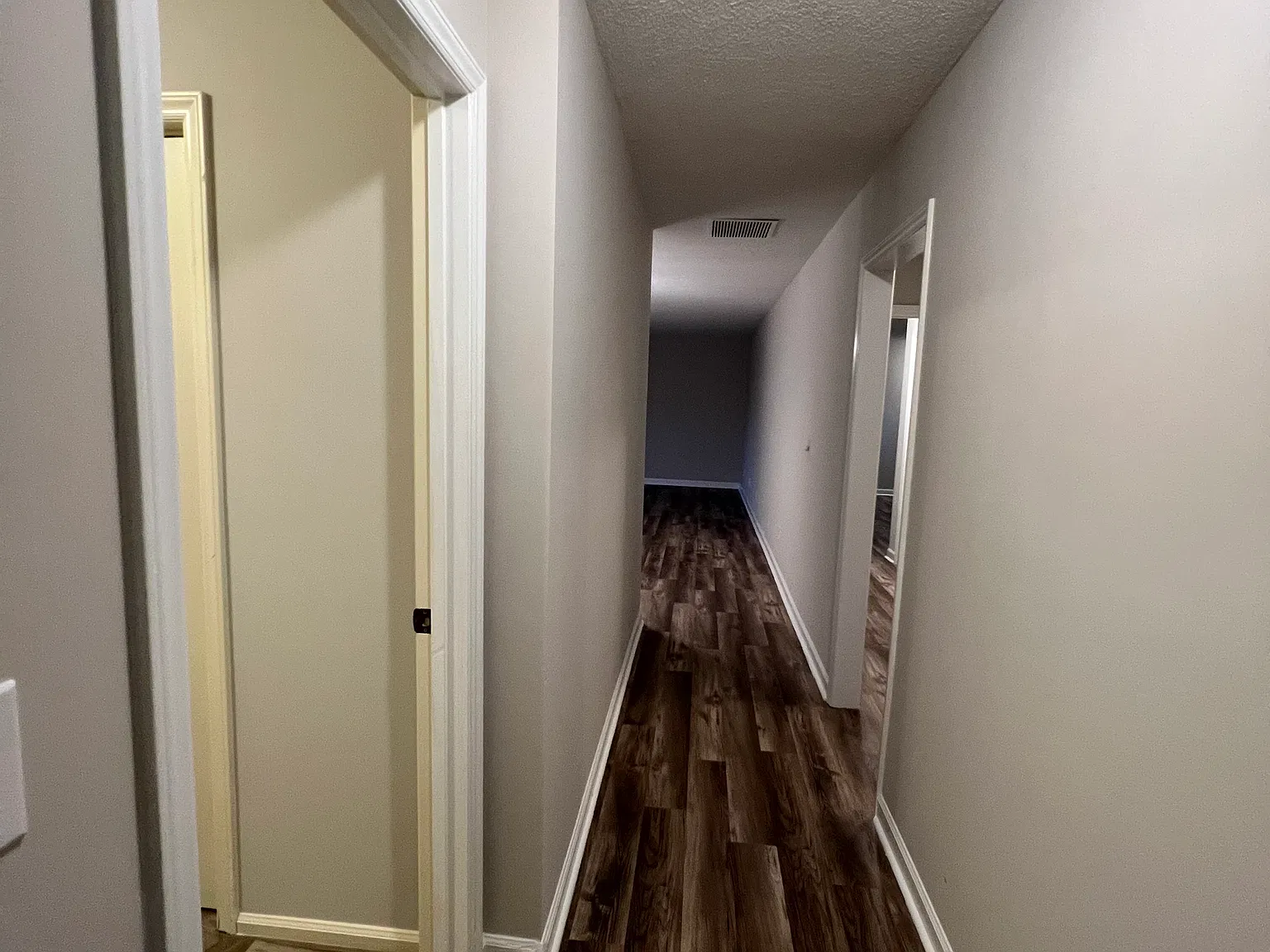 300 Windsor Manor Way — Photo 3