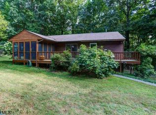 643 Box Holly Ln, Charlottesville, VA 22903