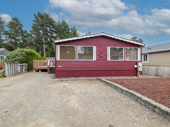 3630 Sea Mist Ave, Depoe Bay, OR 97341