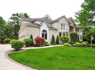 544 Brighton Ln, Dyer, IN