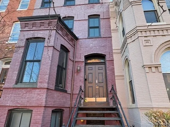 202 4th St SE APT B, Washington, DC 20003