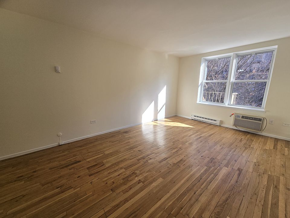 1st image of 31-32 29th St #3GG