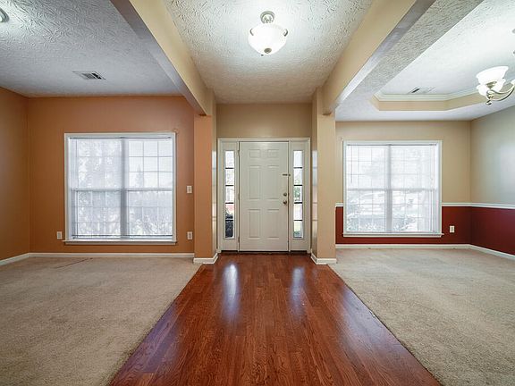 4th image of 4716 Lakefront Ct