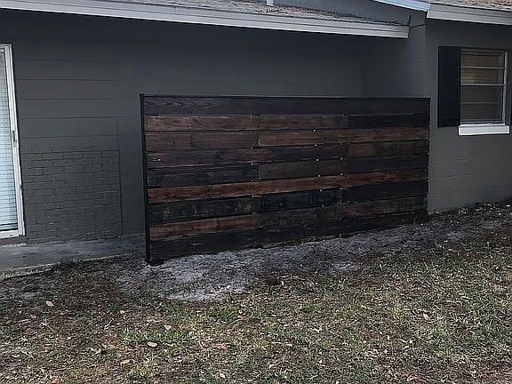 5th image of 601 Coral Way