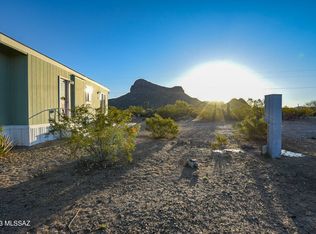 7585 N Van Ark Rd, Tucson, AZ 85743