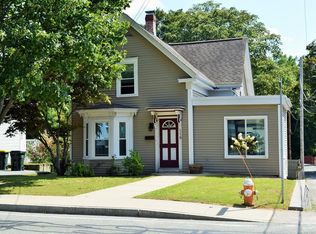 118 Cottage St, Franklin, MA 02038