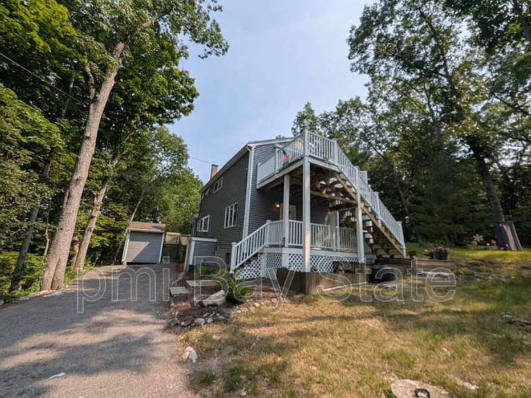 3 Weston St #1 — Photo 22