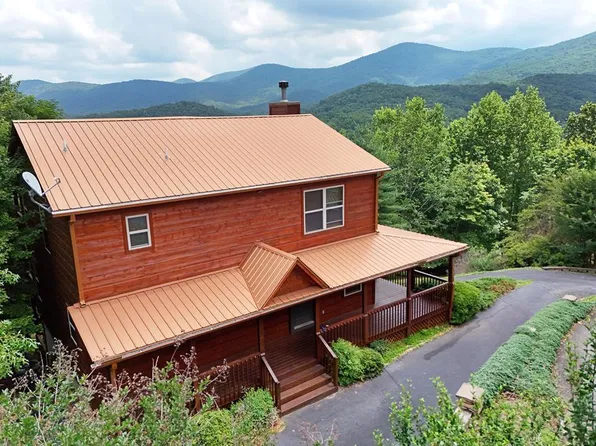 224 Crest Rd, Blairsville, GA 30512