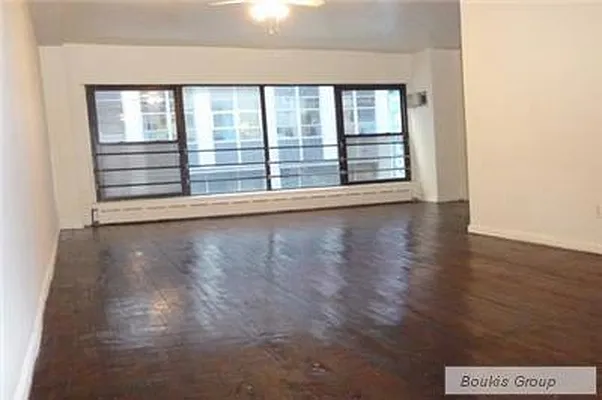 Rented by Bouklis Group | media 8