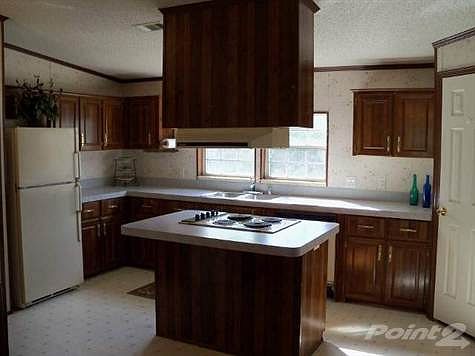 1st image of 306 NE Meadow Run Dr