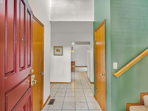 3rd image of 1112 NW 79th Cir