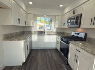 2253 Purdue Ave, Clovis, CA 93611