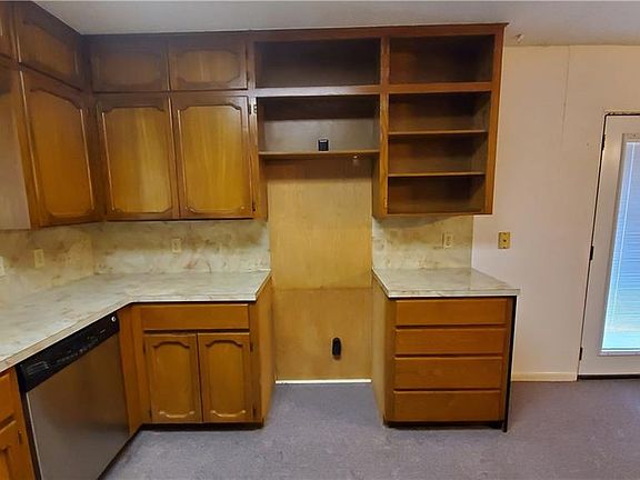 5th image of 5412 N General Bruce Dr