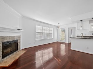 12660 Ashford Point Dr APT 606, Houston, TX 77082