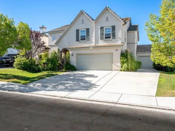30241 Trois Valley St, Murrieta, CA 92563