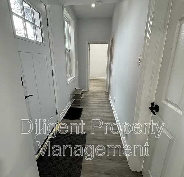 219 Stewart St #PROPERTY — Photo 13
