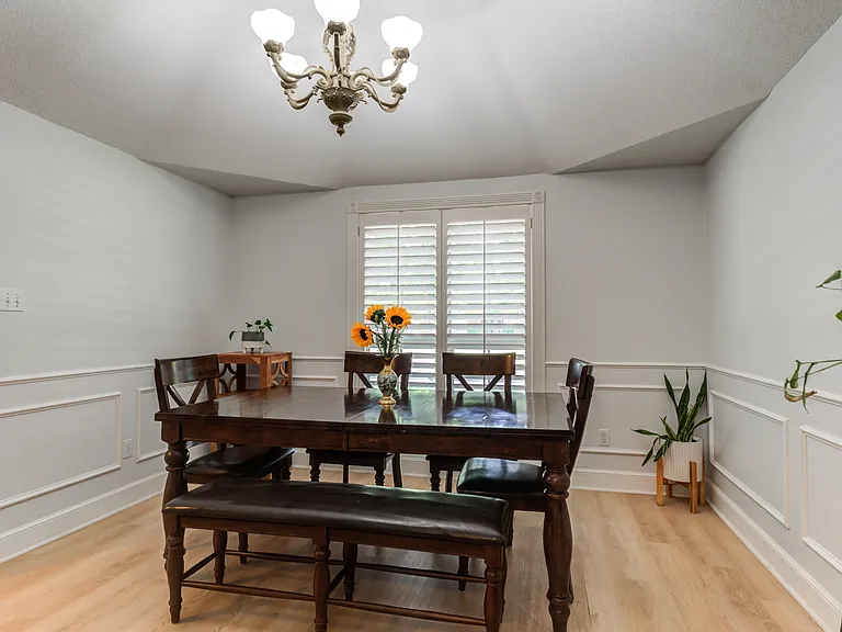 105 N Vale Ave — Photo 7