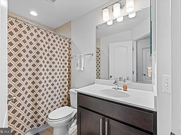 10607 Meridian Hill Way — Photo 19