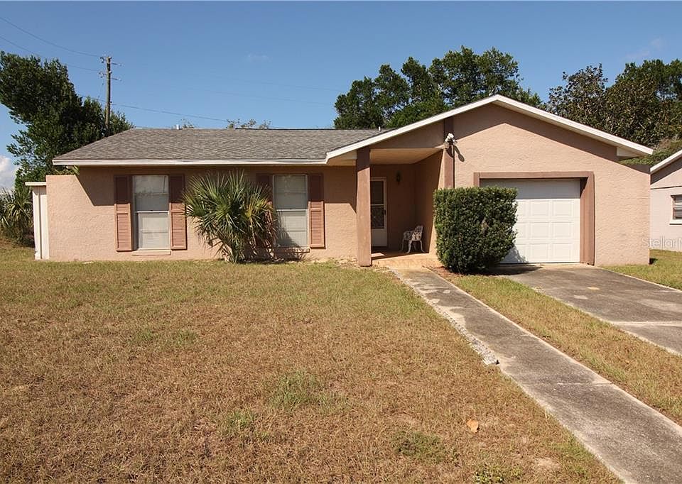 1st image of 200 Crestview Dr