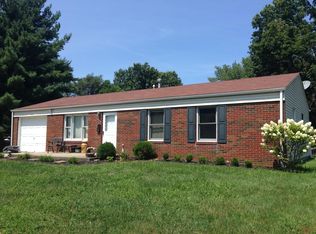 486 Daventry Ln, Columbus, OH 43230