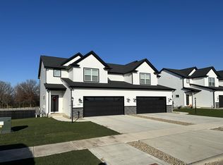 622 Rapp Dr #622, Mahomet, IL 61853