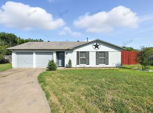 2109 Jeannette Ct, Arlington, TX 76010