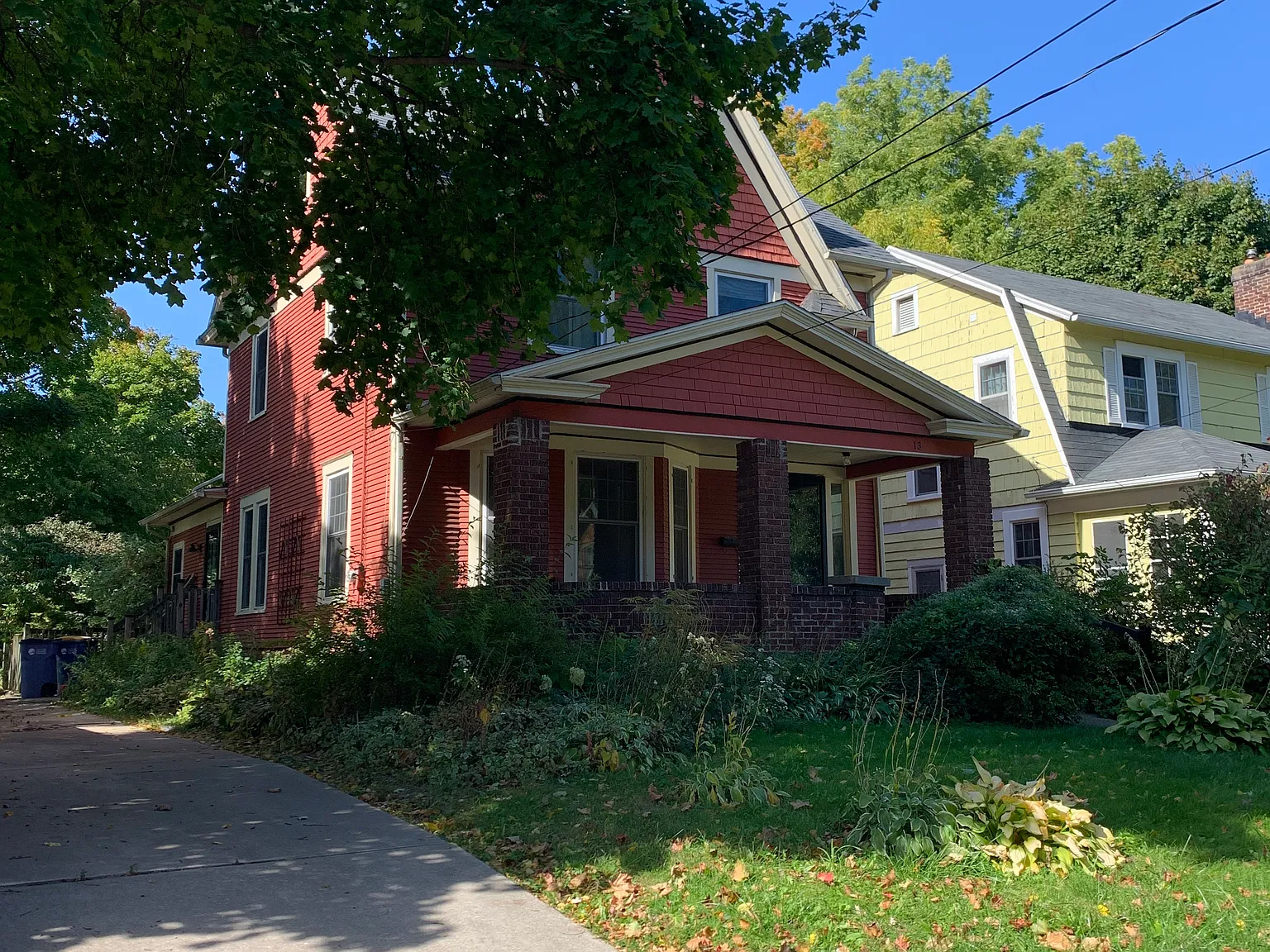 Mayfield Ave NE, Grand Rapids — Photo 1