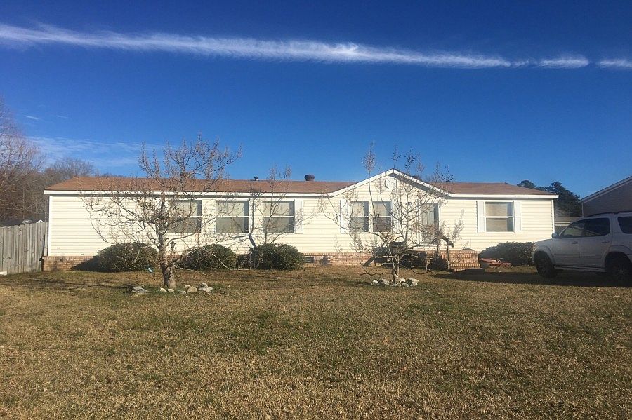 1st image of 308 Cedar Hill Dr