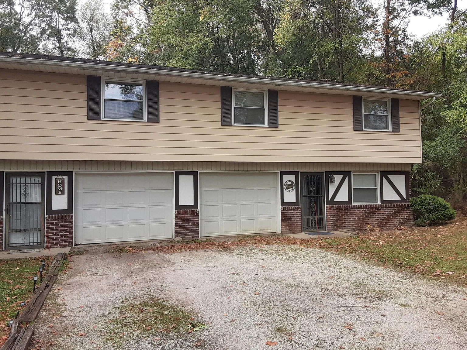2 bed, 1.5 bath, 1000 sqft, $995 — Photo 1