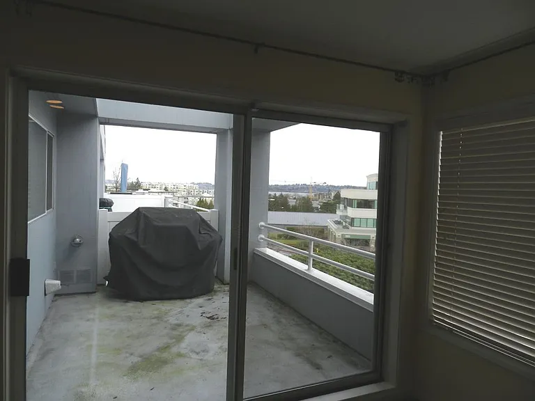 555 Kirkland Way — Photo 13