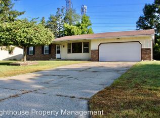 1627 Sunny Creek St SE, Kentwood, MI 49508