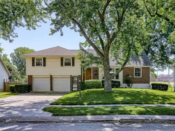 6513 N Michigan Ave, Gladstone, MO 64118