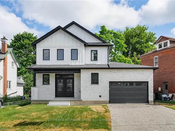42 Rich Ave, Cambridge, ON N1R 2A5